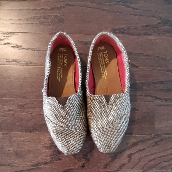 Shoes - Picture 4 of 4